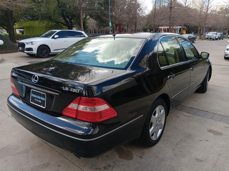 Lexus LS 430  2005