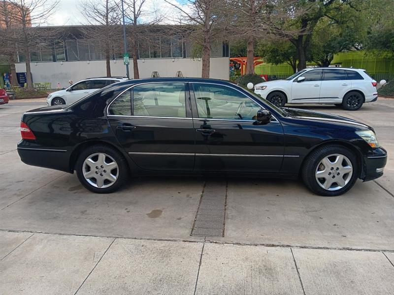 Lexus LS 430  2005