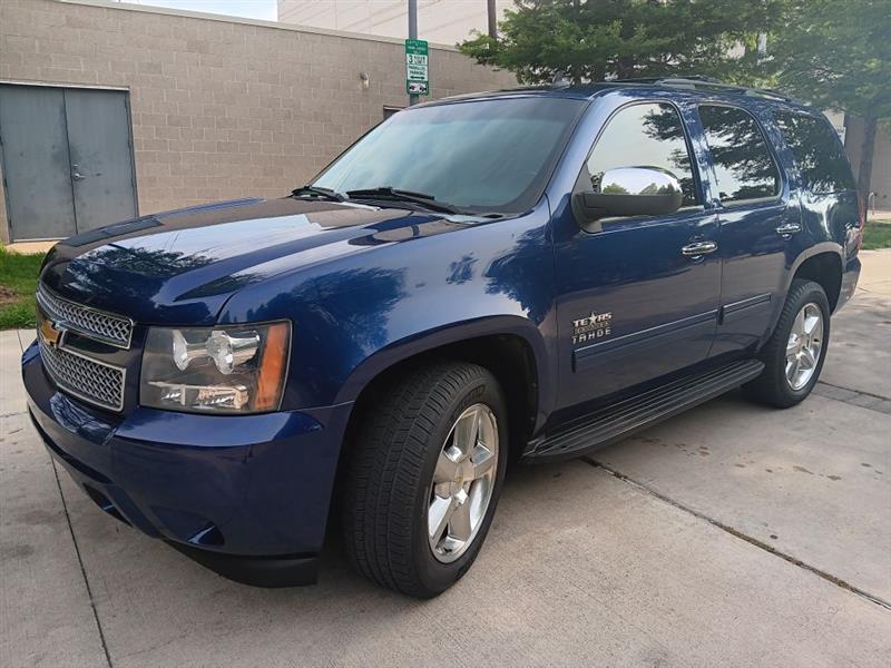 Chevrolet Tahoe  2012