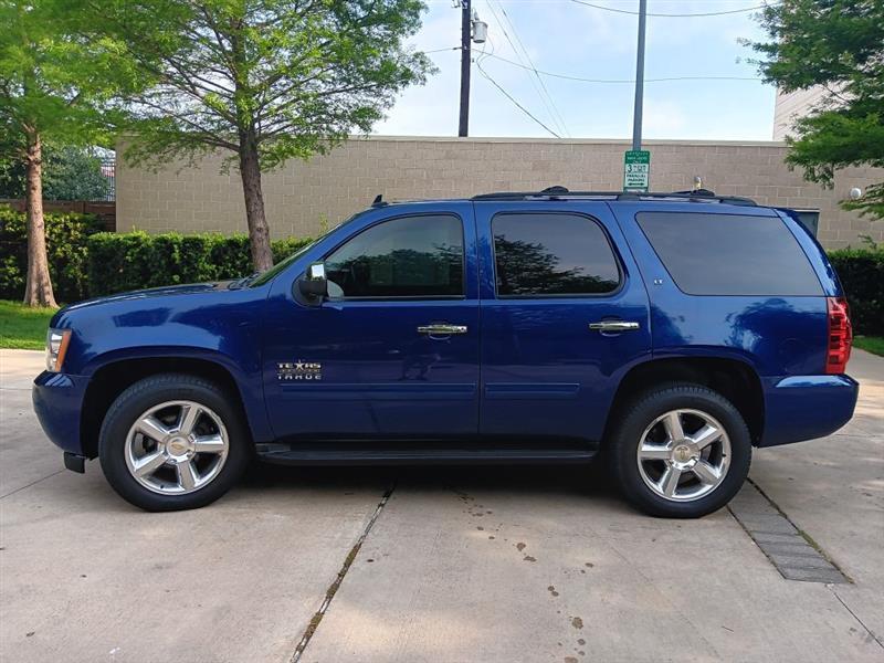 Chevrolet Tahoe  2012