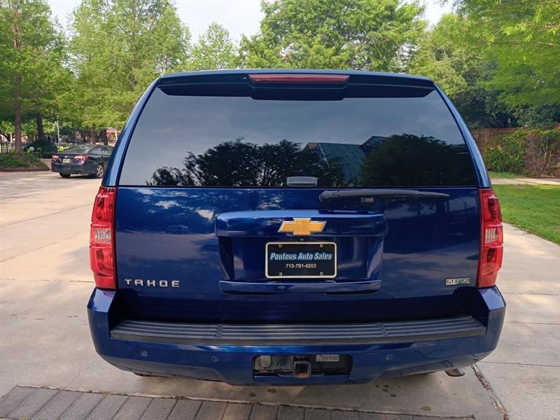 Chevrolet Tahoe  2012