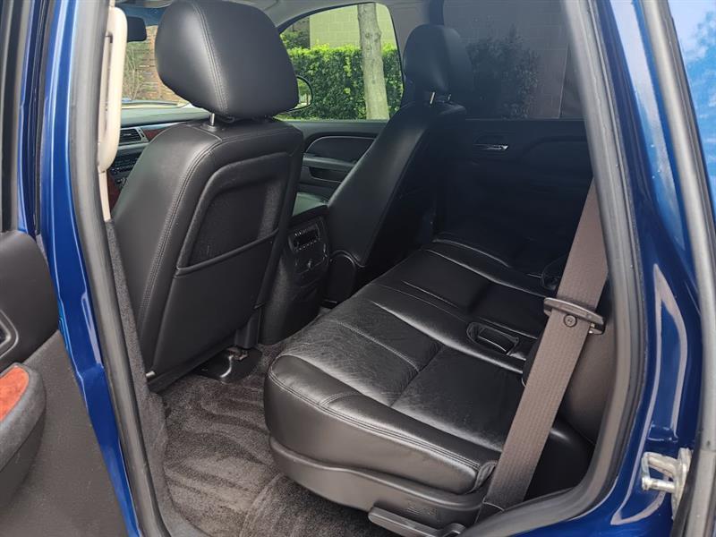 Chevrolet Tahoe  2012