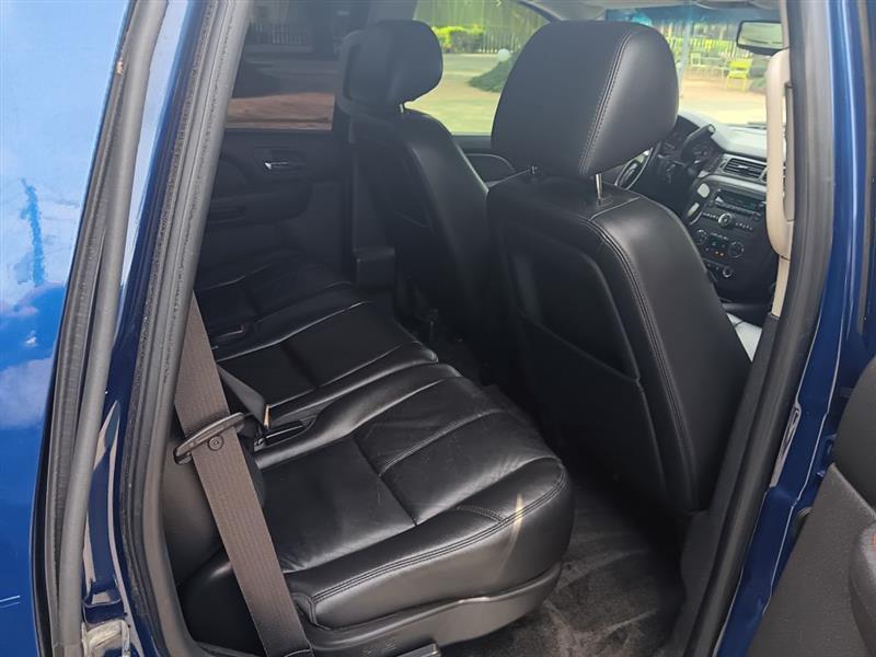 Chevrolet Tahoe  2012