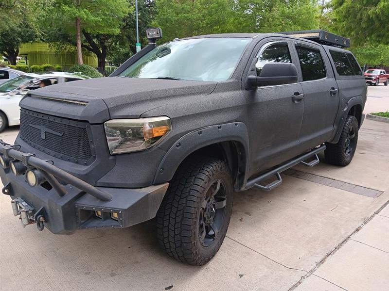 Toyota Tundra  2015