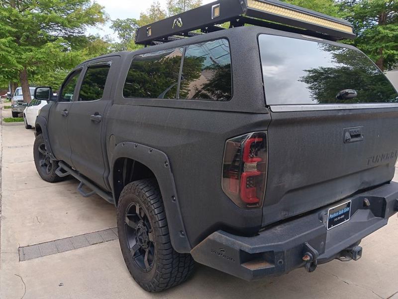 Toyota Tundra  2015