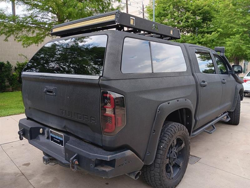 Toyota Tundra  2015