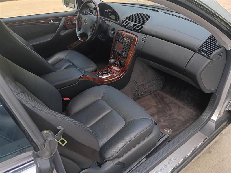 Mercedes-Benz CL-Class  2002