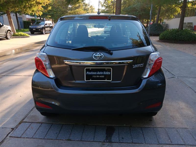 Toyota Yaris  2012