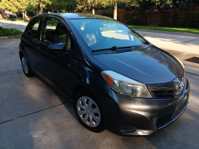 Toyota Yaris  2012