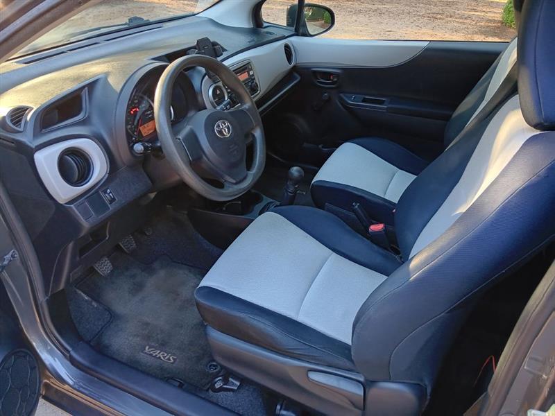 Toyota Yaris  2012
