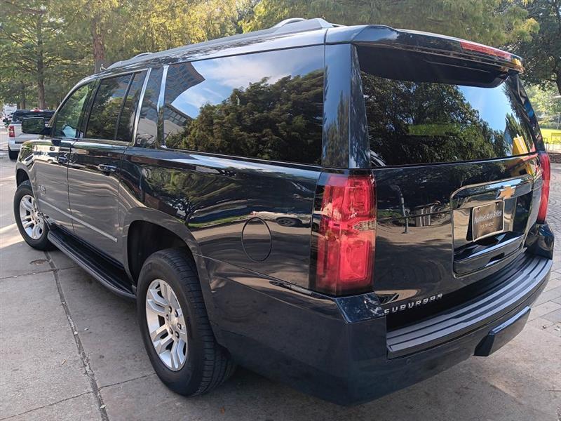 Chevrolet Suburban  2017