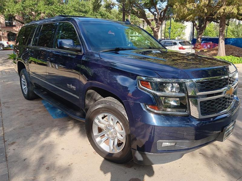 Chevrolet Suburban  2017