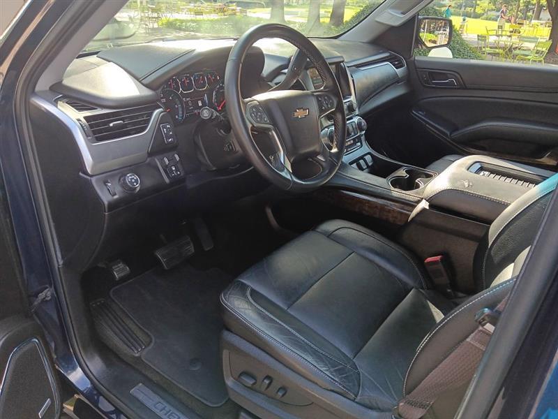 Chevrolet Suburban  2017