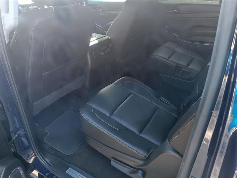 Chevrolet Suburban  2017