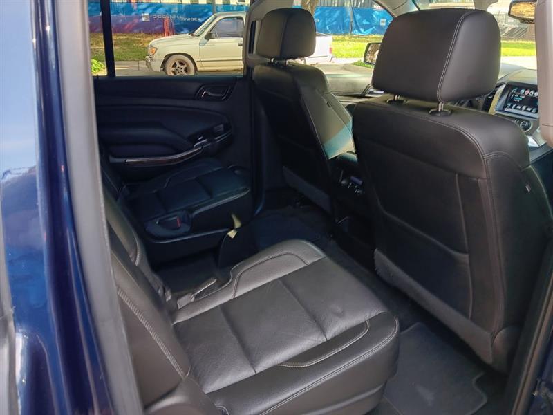 Chevrolet Suburban  2017
