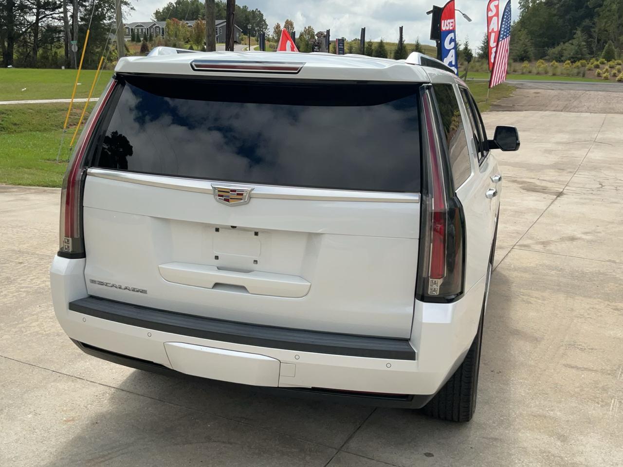 Cadillac Escalade 4WD 4dr Luxury Collection 2016