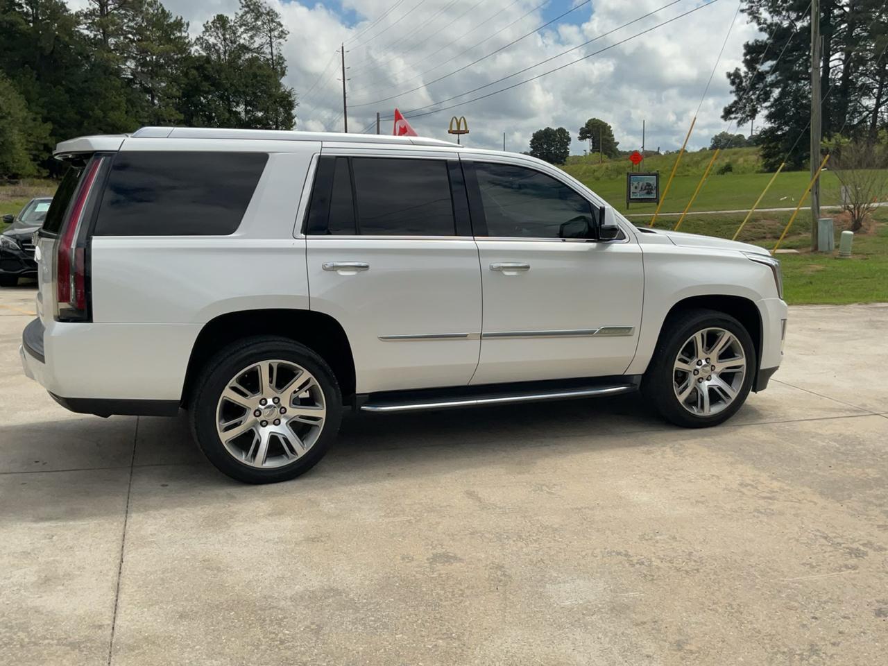 Cadillac Escalade 4WD 4dr Luxury Collection 2016