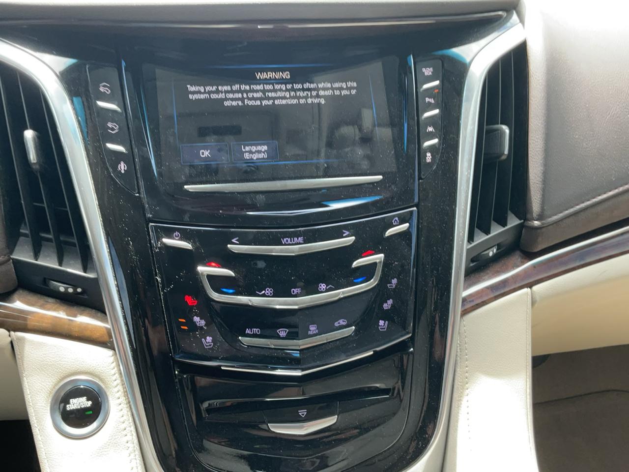 Cadillac Escalade 4WD 4dr Luxury Collection 2016