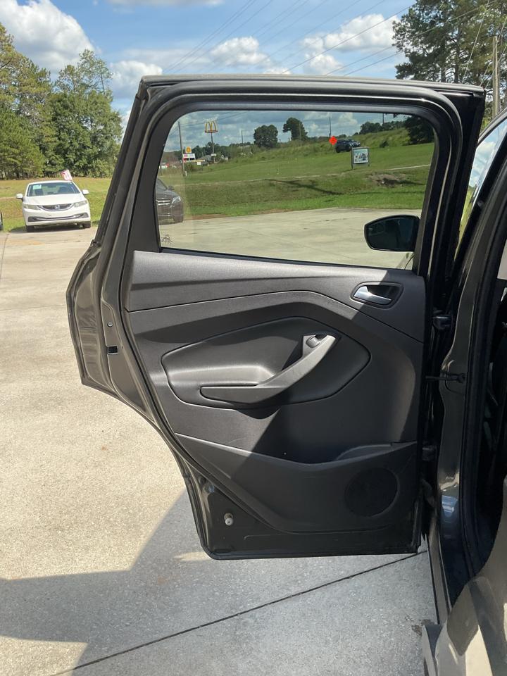 Ford Escape FWD 4dr SE 2016