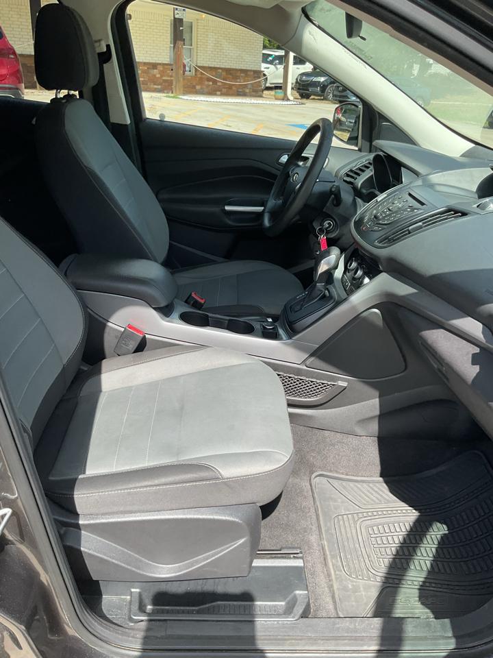 Ford Escape FWD 4dr SE 2016