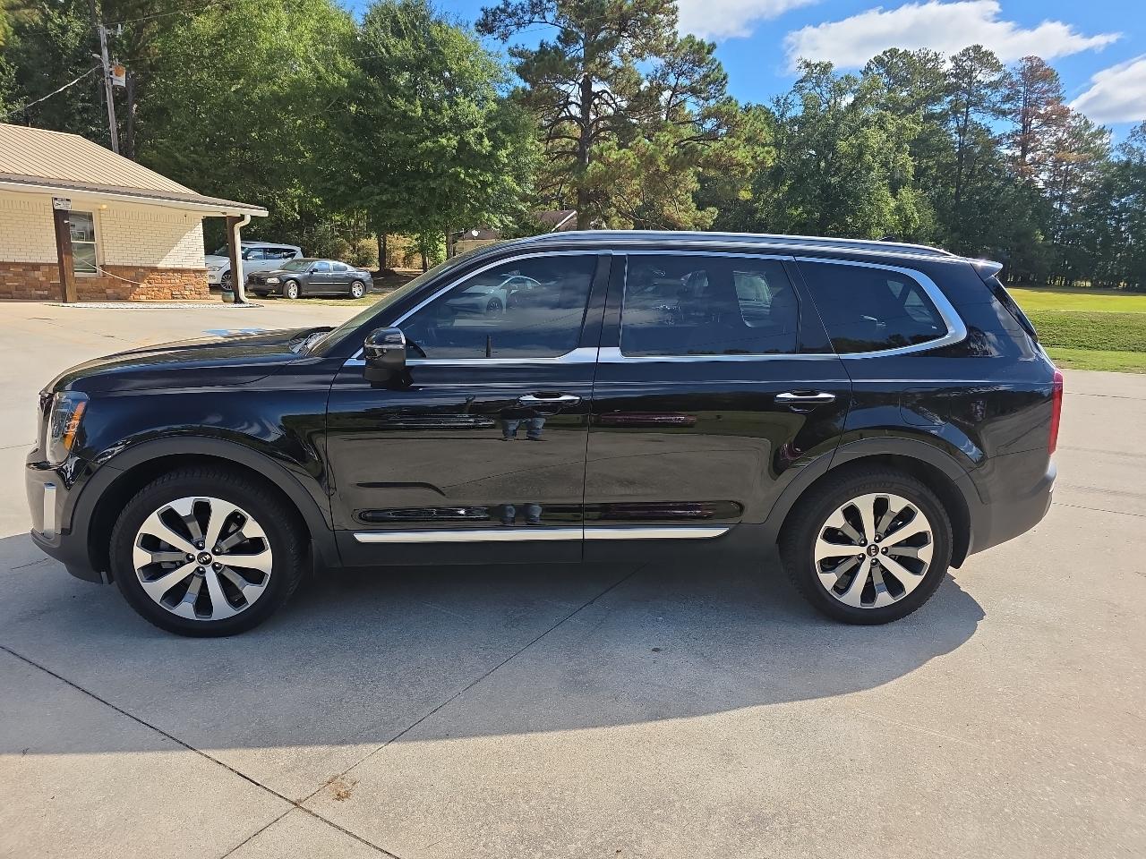 Kia Telluride S FWD 2020