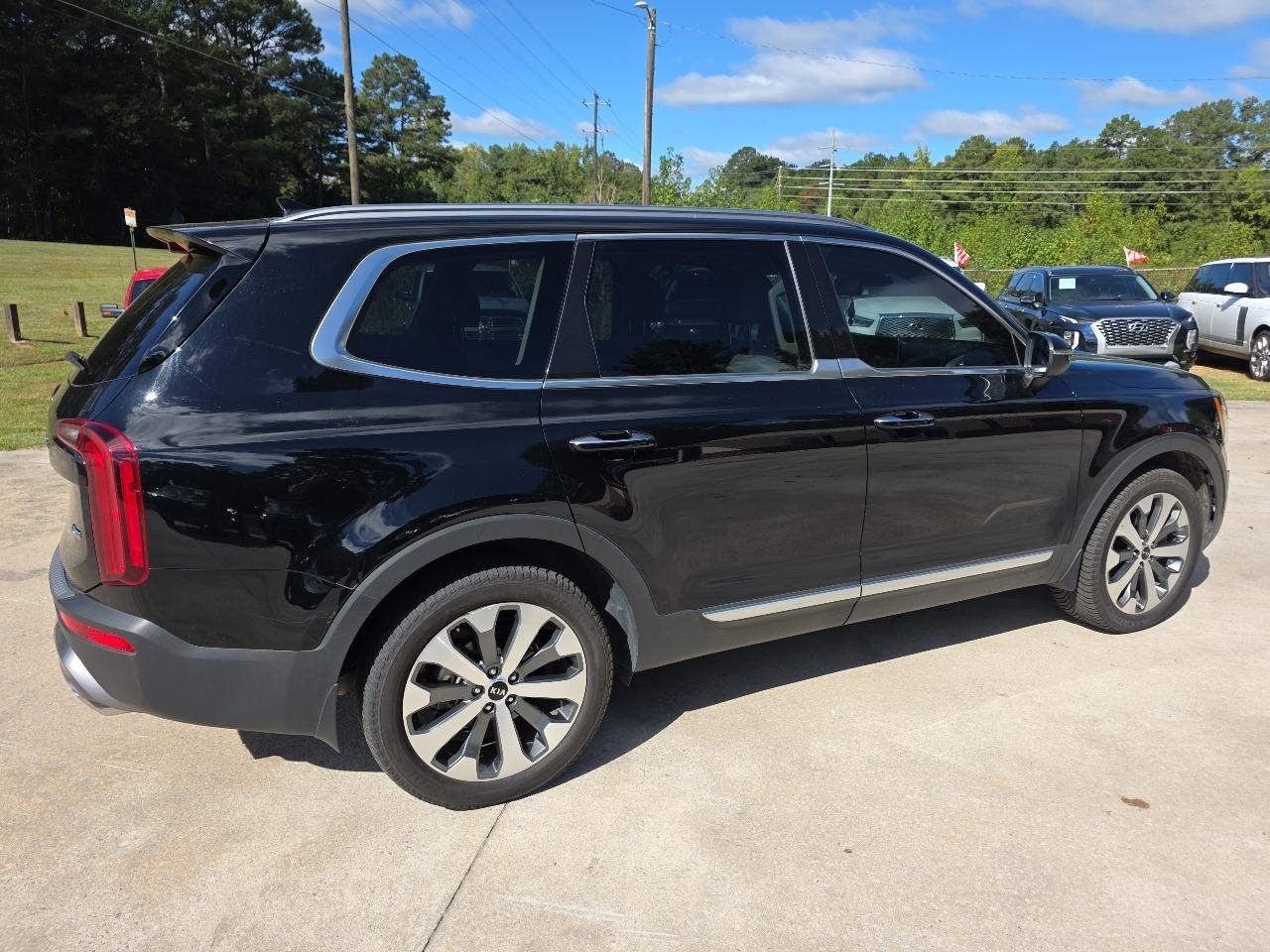 Kia Telluride S FWD 2020