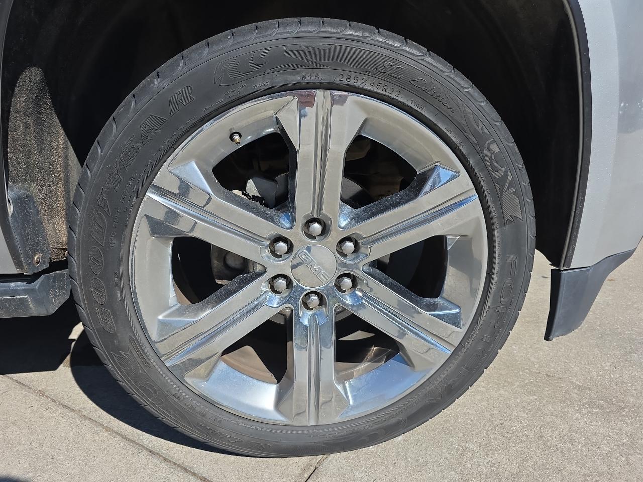 GMC Yukon 4WD 4dr Denali 2016