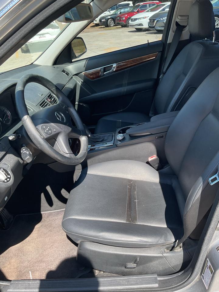 Mercedes-Benz C-Class 4dr Sdn 3.0L Sport RWD 2009
