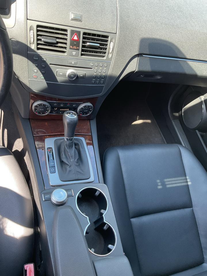 Mercedes-Benz C-Class 4dr Sdn 3.0L Sport RWD 2009