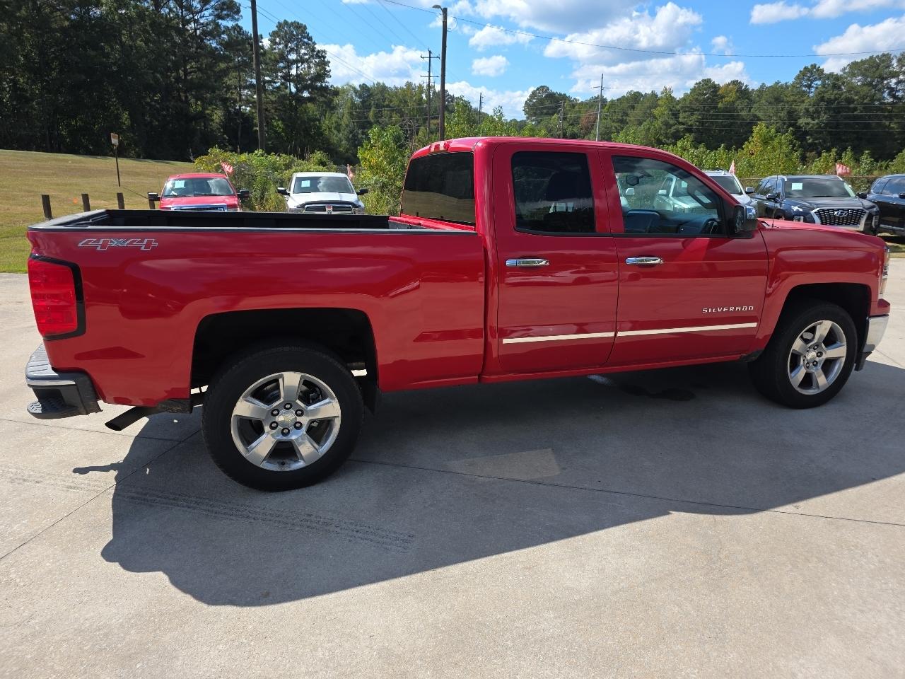 Chevrolet Silverado 1500 4WD Double Cab 143.5" LT w/1LT 2014