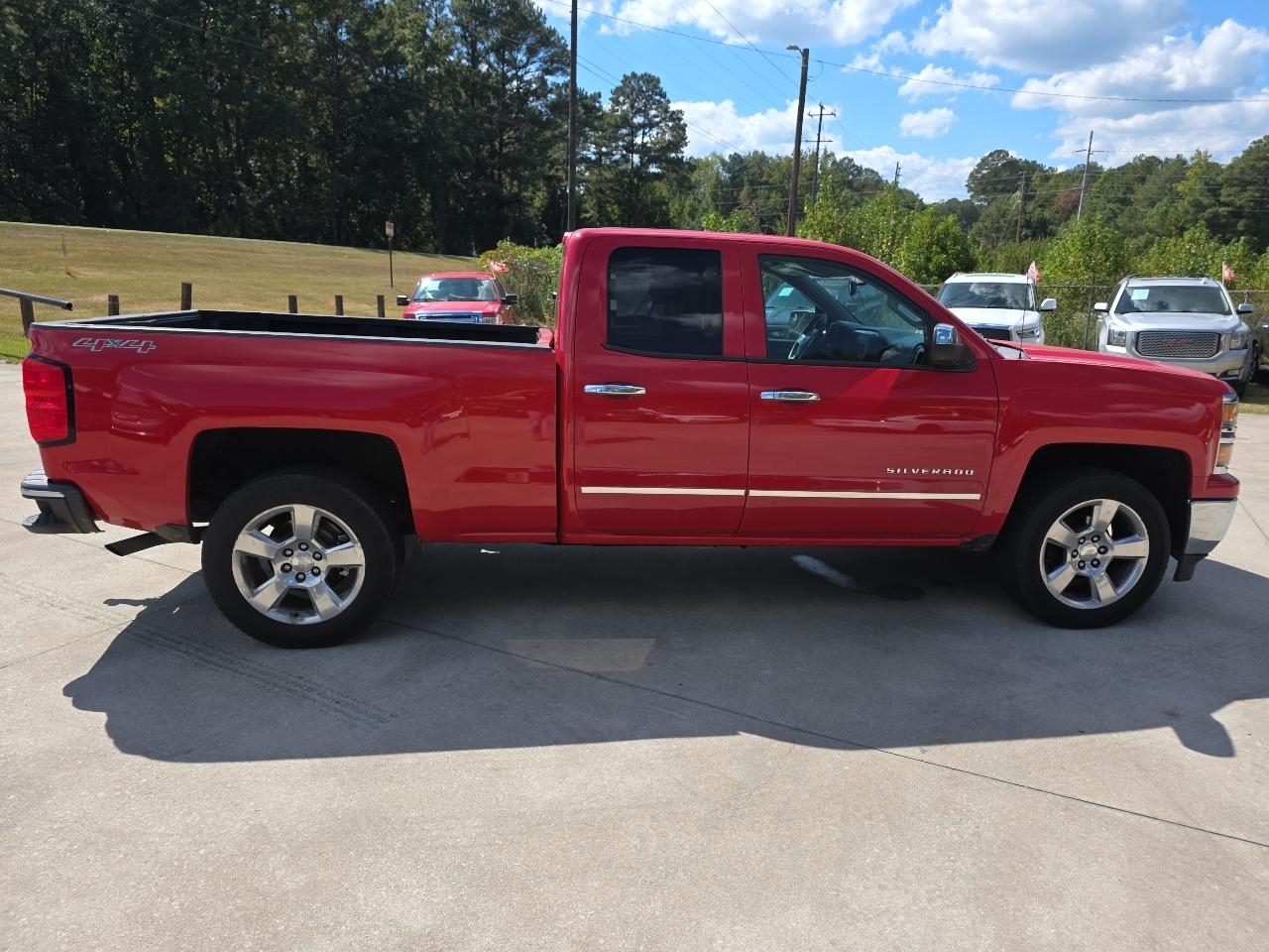 Chevrolet Silverado 1500 4WD Double Cab 143.5" LT w/1LT 2014