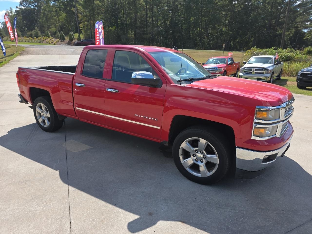 Chevrolet Silverado 1500 4WD Double Cab 143.5" LT w/1LT 2014
