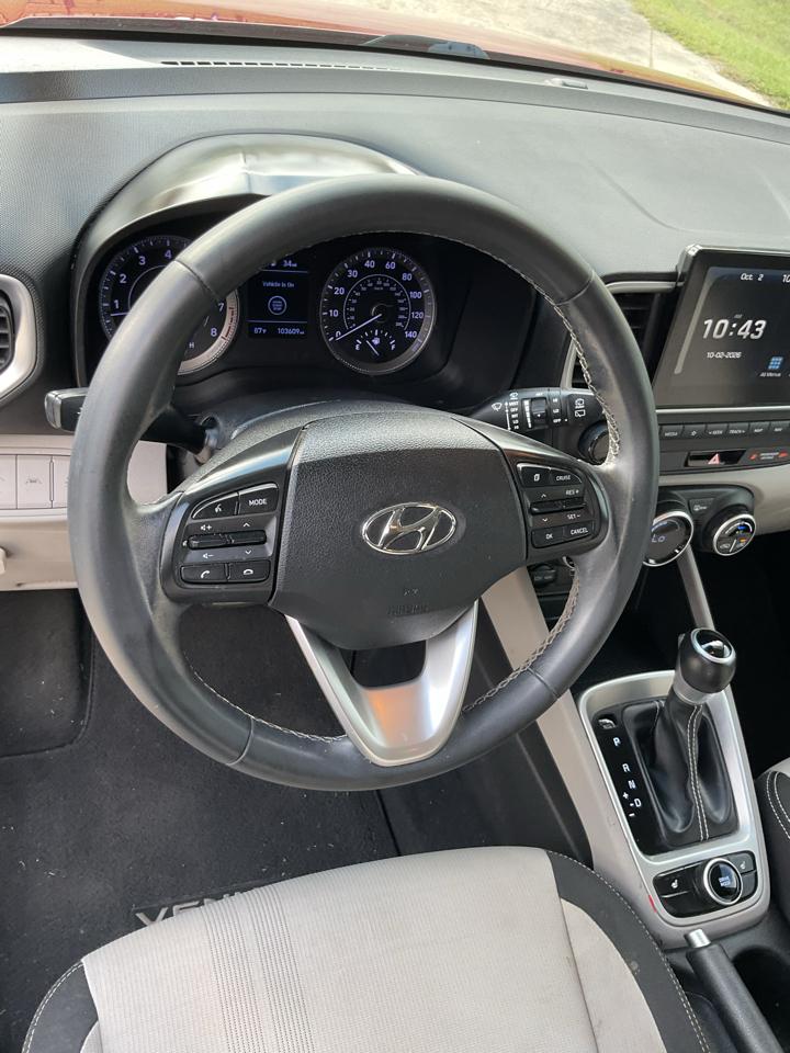 Hyundai Venue SEL IVT 2020