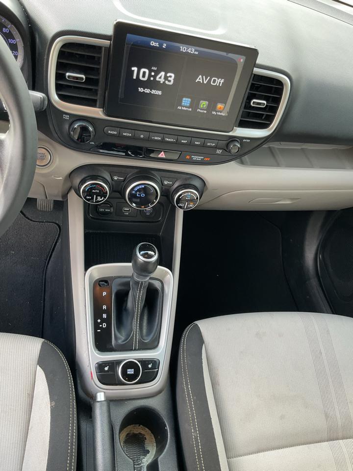 Hyundai Venue SEL IVT 2020