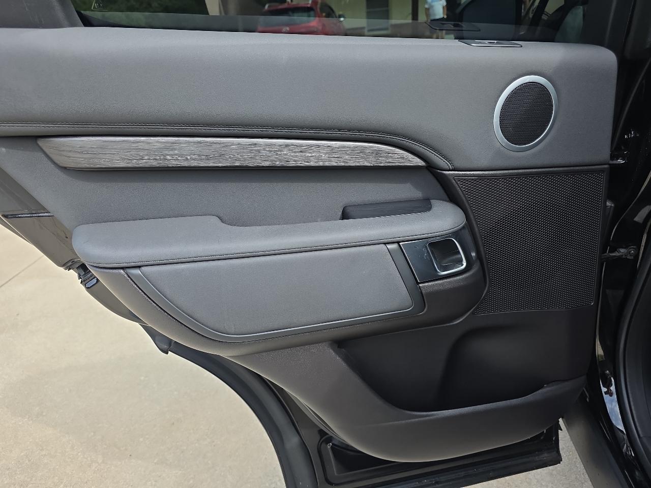 Land Rover Discovery HSE Td6 Diesel 2018