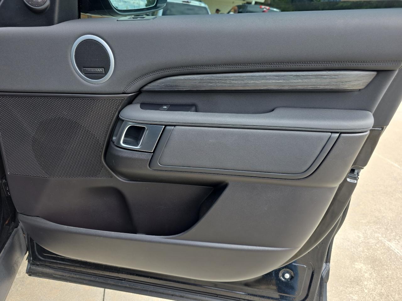 Land Rover Discovery HSE Td6 Diesel 2018