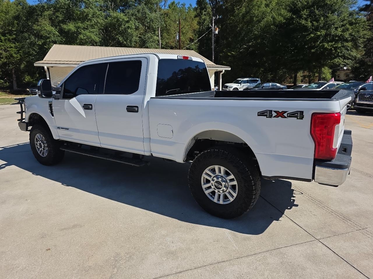 Ford Super Duty F-250 SRW King Ranch 4WD Crew Cab 8' Box 2019