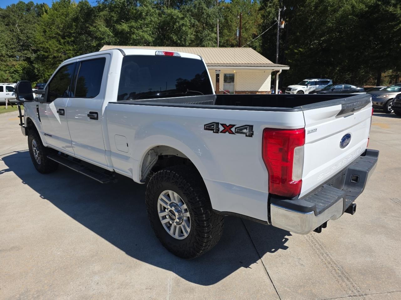 Ford Super Duty F-250 SRW King Ranch 4WD Crew Cab 8' Box 2019