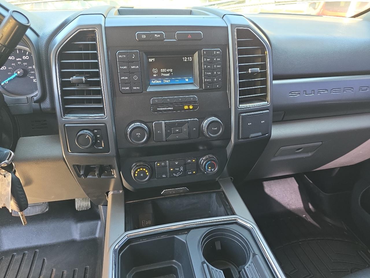 Ford Super Duty F-250 SRW King Ranch 4WD Crew Cab 8' Box 2019