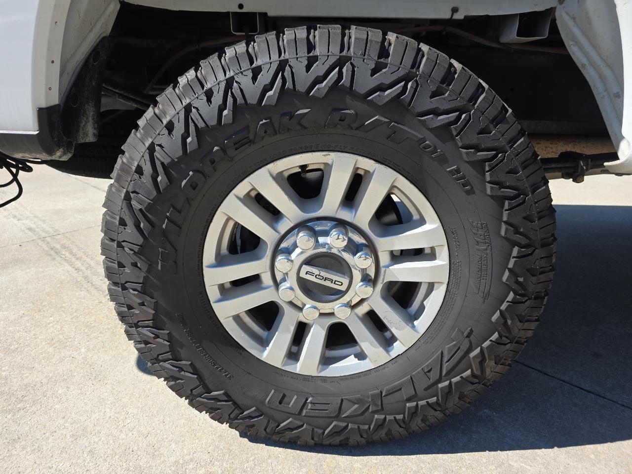 Ford Super Duty F-250 SRW King Ranch 4WD Crew Cab 8' Box 2019