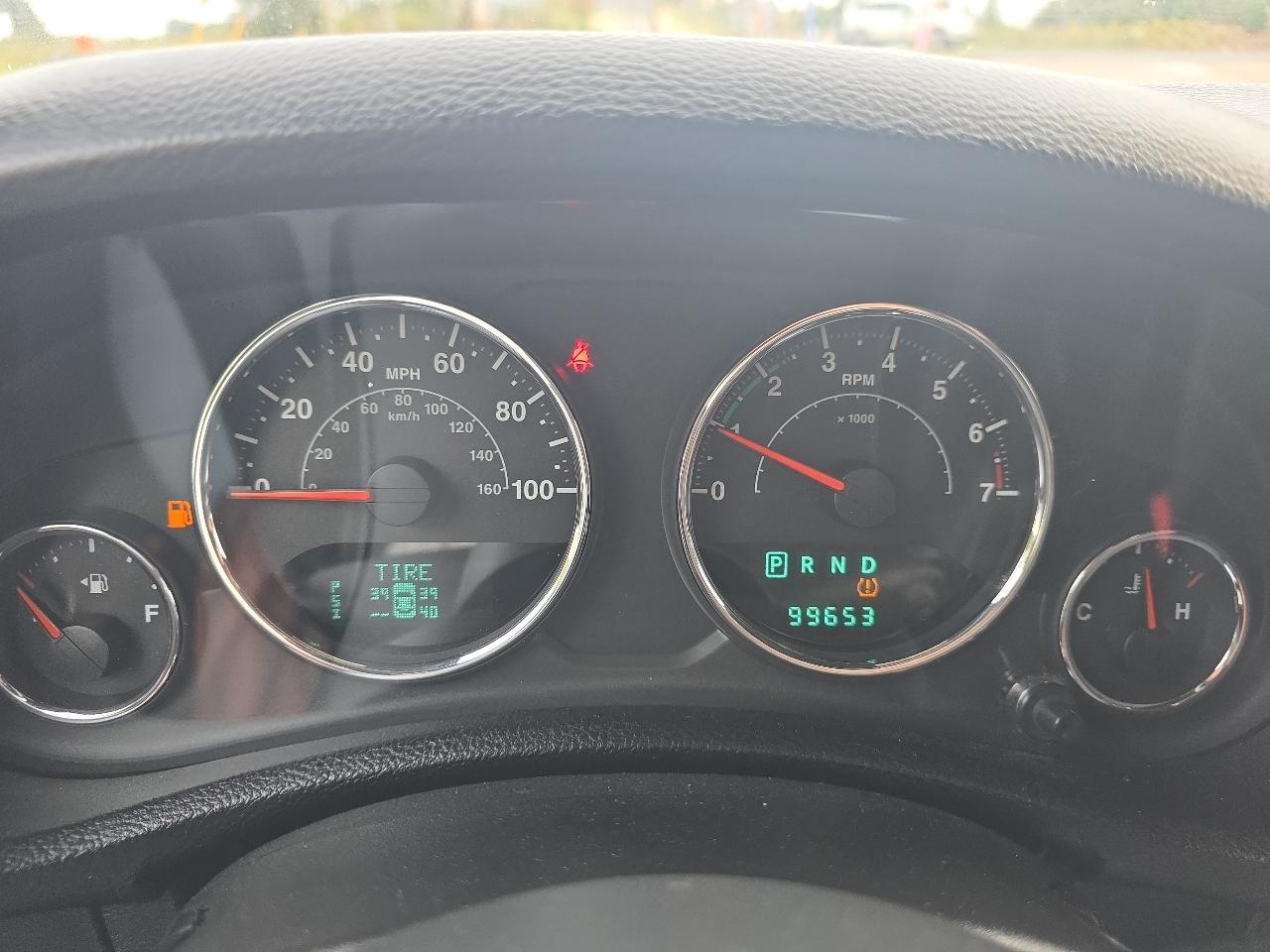 Jeep Wrangler Unlimited 4WD 4dr Sahara 2013