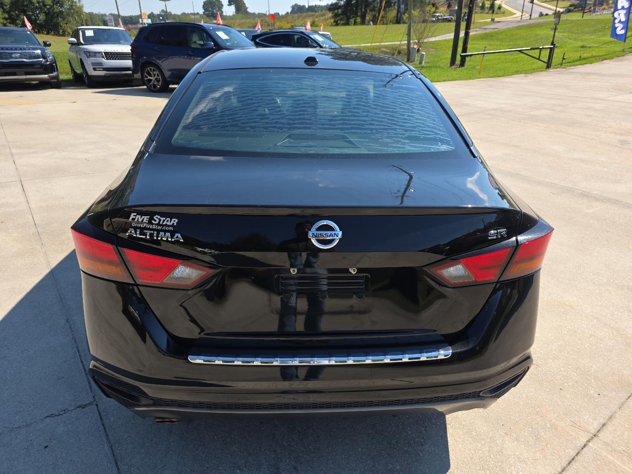 Nissan Altima 2.5 SR Sedan 2019