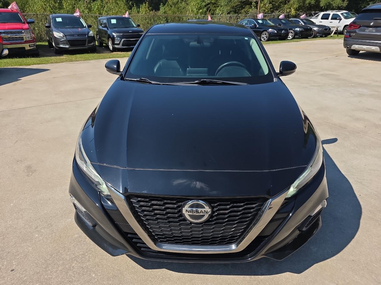 Nissan Altima 2.5 SR Sedan 2019
