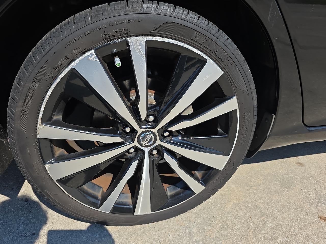 Nissan Altima 2.5 SR Sedan 2019