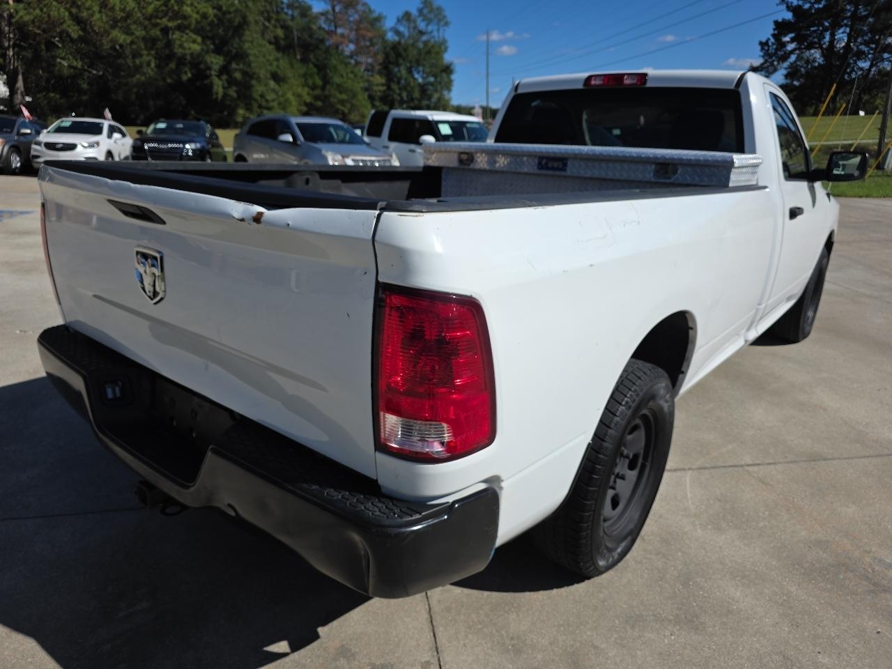 RAM 1500 Classic Tradesman 4x2 Reg Cab 8' Box 2019