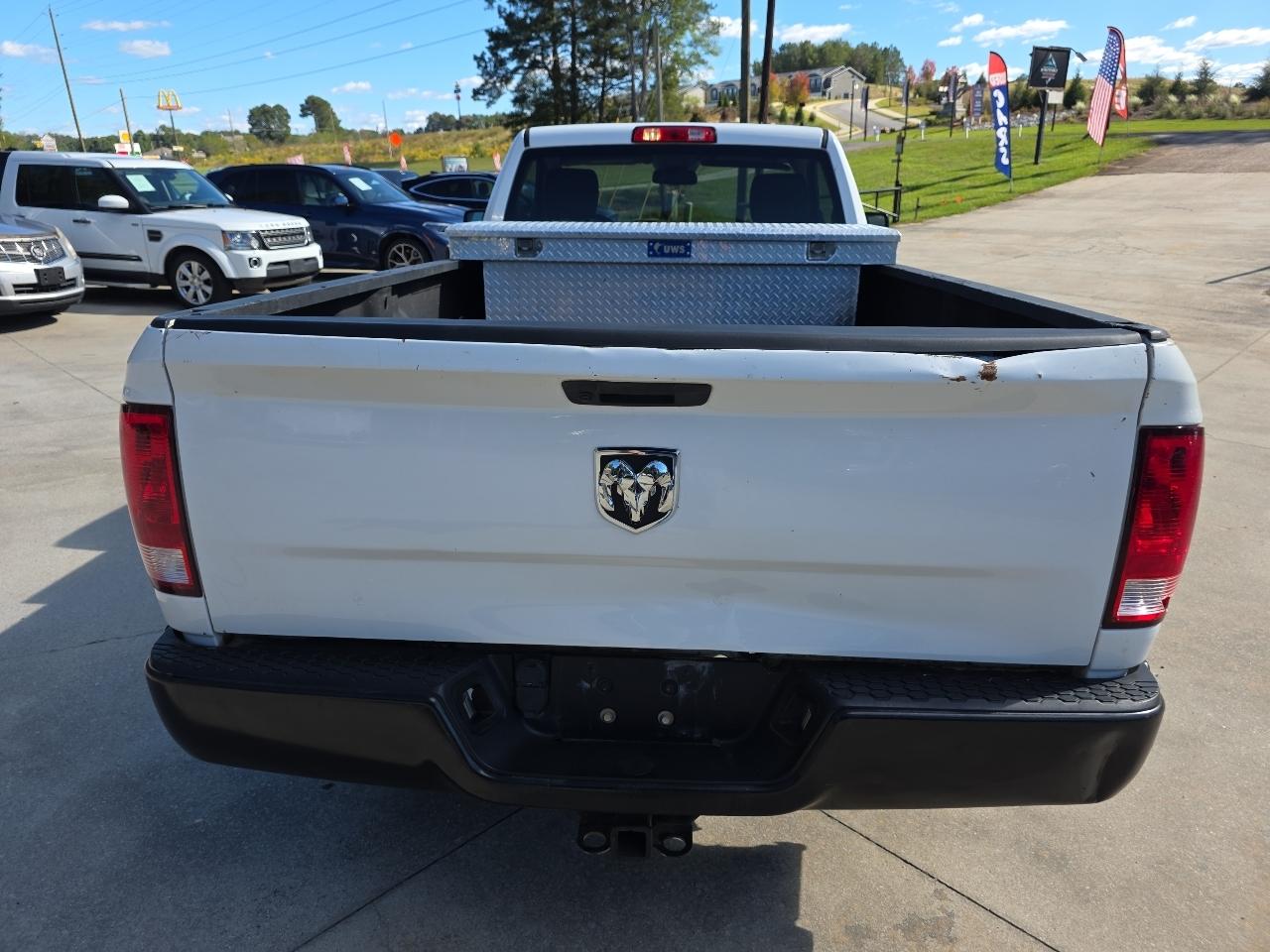 RAM 1500 Classic Tradesman 4x2 Reg Cab 8' Box 2019