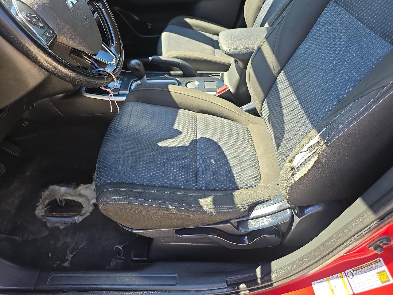 Mitsubishi Outlander ES FWD 2017