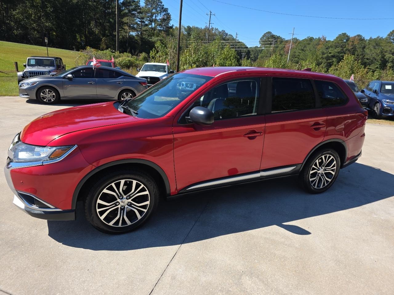 Mitsubishi Outlander ES FWD 2017