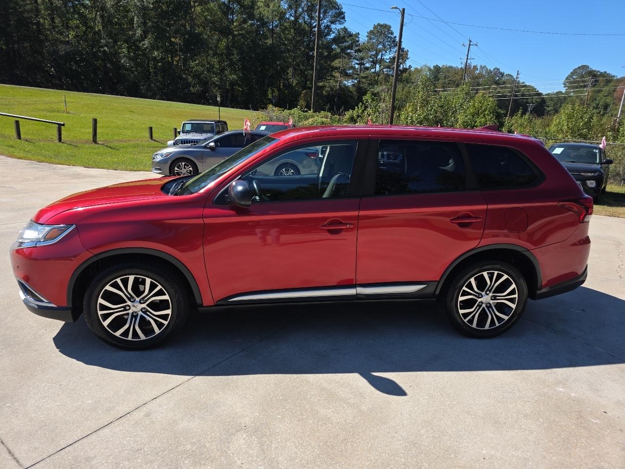 Mitsubishi Outlander ES FWD 2017