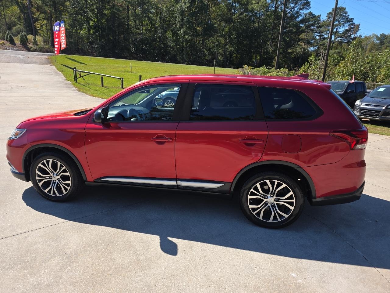 Mitsubishi Outlander ES FWD 2017